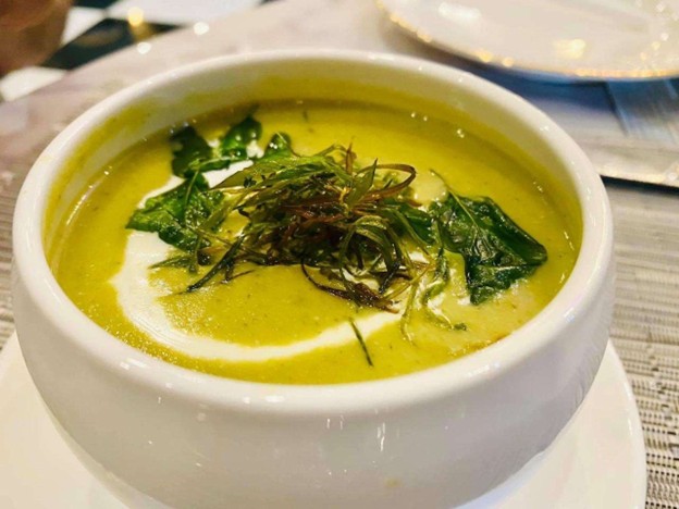 شوربة العدس